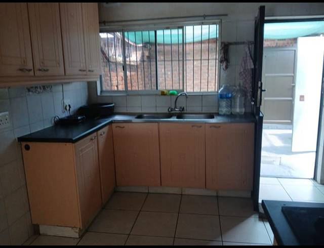 3 BEDROOM HOUSE FOR SALE IN ESCOMBE